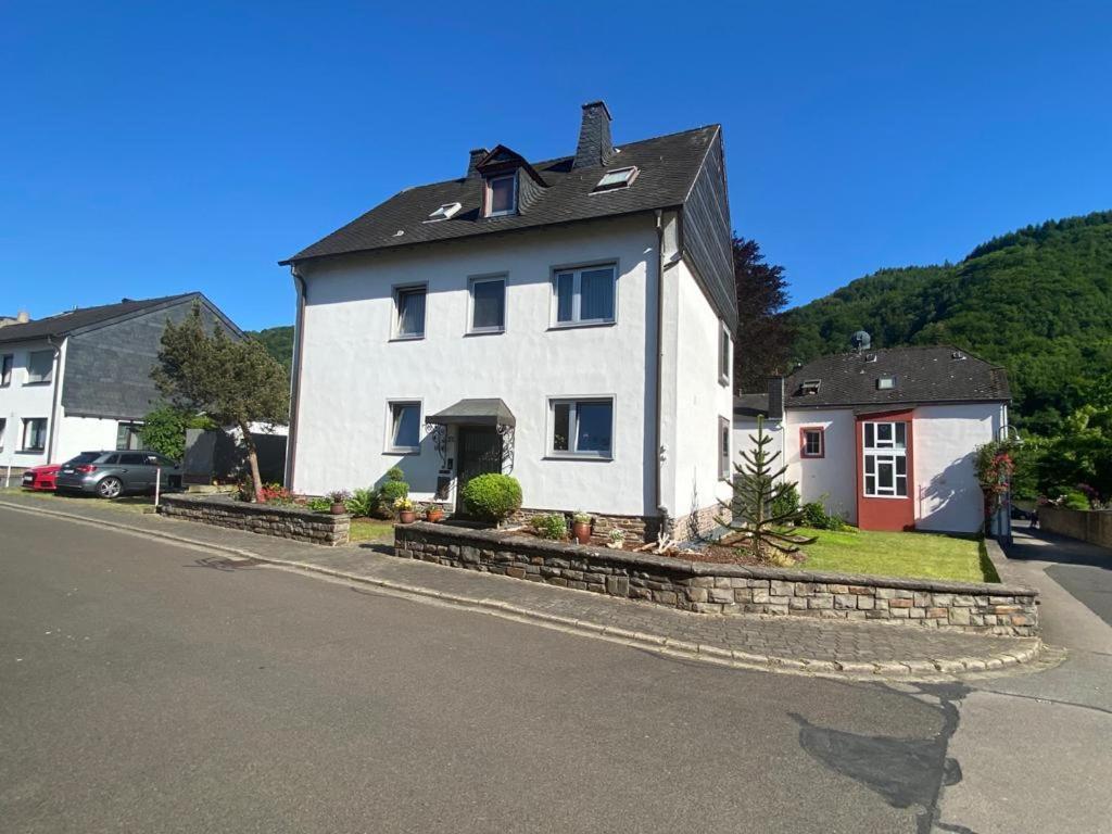 Ferienwohnung Sonnen - Terrasse Bernkastel-Kues Eksteriør bilde